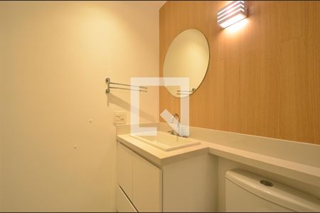 Apartamento à venda com 69m², 2 quartos e 1 vaga Apartamento à venda com 69m², 2 quartos e 1 vagaBanheiro Social