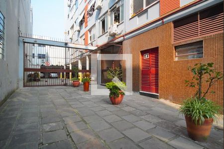 Apartamento para alugar com 75m², 2 quartos e sem vagaFachada