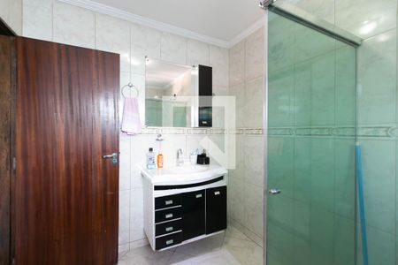 Casa para alugar com 245m², 4 quartos e 4 vagas Casa para alugar com 245m², 4 quartos e 4 vagasBanheiro da Suíte 1