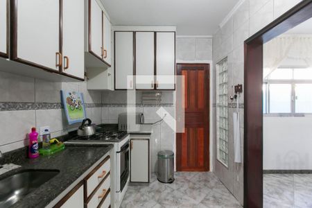 Casa para alugar com 245m², 4 quartos e 4 vagas Casa para alugar com 245m², 4 quartos e 4 vagasCozinha - Armários