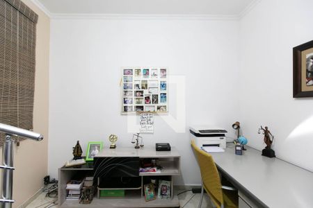 Casa para alugar com 245m², 4 quartos e 4 vagas Casa para alugar com 245m², 4 quartos e 4 vagasEscritório