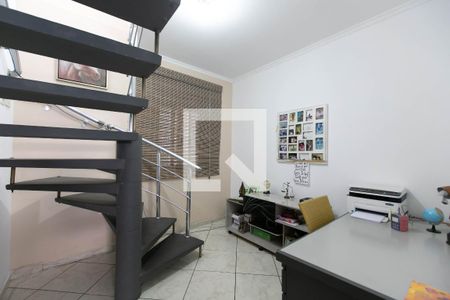 Casa para alugar com 245m², 4 quartos e 4 vagas Casa para alugar com 245m², 4 quartos e 4 vagasEscritório