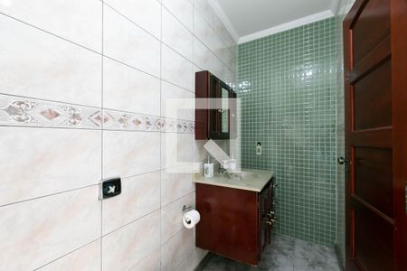 Casa para alugar com 245m², 4 quartos e 4 vagas Casa para alugar com 245m², 4 quartos e 4 vagasBanheiro 4