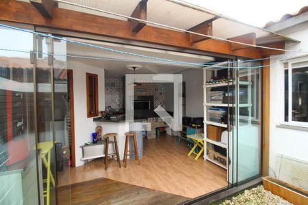 Casa de condomínio para alugar com 83m², 2 quartos e 2 vagasvaranda