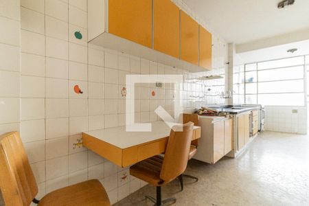 Apartamento à venda com 142m², 3 quartos e 1 vaga Apartamento à venda com 142m², 3 quartos e 1 vagaCozinha - Mesa