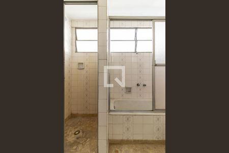 Apartamento à venda com 142m², 3 quartos e 1 vaga Apartamento à venda com 142m², 3 quartos e 1 vagaBanheiro 1 - Box