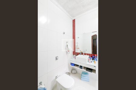 Casa à venda com 200m², 3 quartos e 4 vagasBanheiro da suíte 