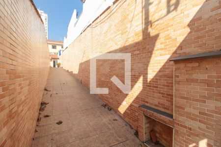 Casa à venda com 110m², 2 quartos e 4 vagas Casa à venda com 110m², 2 quartos e 4 vagasEntrada