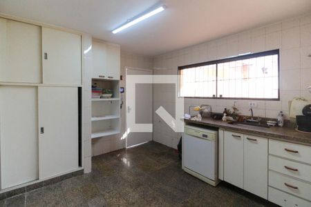 Casa à venda com 110m², 2 quartos e 4 vagas Casa à venda com 110m², 2 quartos e 4 vagasCozinha