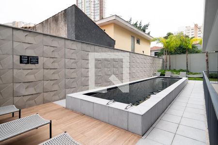 Studio à venda com 22m², 1 quarto e sem vaga Studio à venda com 22m², 1 quarto e sem vagaPiscina