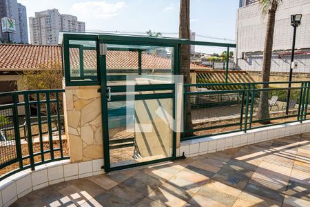 Apartamento à venda com 70m², 3 quartos e 2 vagas Apartamento à venda com 70m², 3 quartos e 2 vagasÁrea comum - Piscina