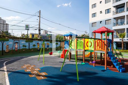 Apartamento à venda com 70m², 3 quartos e 2 vagas Apartamento à venda com 70m², 3 quartos e 2 vagasÁrea Comum - Playground