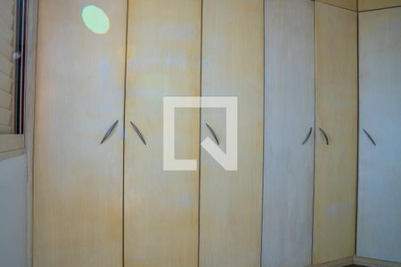 Apartamento à venda com 70m², 3 quartos e 2 vagas Apartamento à venda com 70m², 3 quartos e 2 vagasQuarto 1