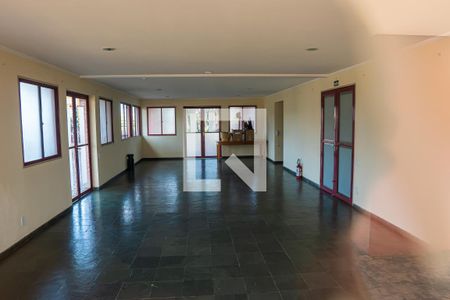 Apartamento à venda com 70m², 3 quartos e 2 vagas Apartamento à venda com 70m², 3 quartos e 2 vagasÁrea comum - Salão de festas