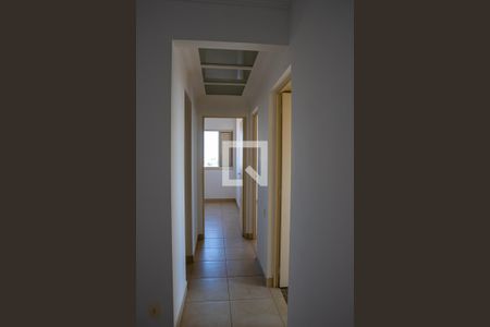 Apartamento à venda com 70m², 3 quartos e 2 vagas Apartamento à venda com 70m², 3 quartos e 2 vagasCorredor