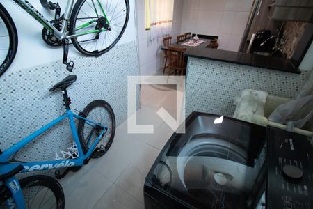Casa de condomínio à venda com 140m², 3 quartos e 1 vaga Casa de condomínio à venda com 140m², 3 quartos e 1 vagaÁrea de Serviço