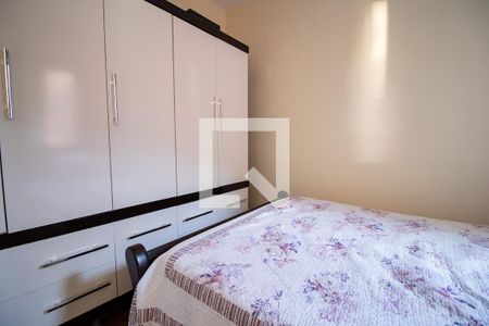 Quarto 1 de casa de condomínio à venda com 3 quartos, 140m² em Vila Taquari, São Paulo