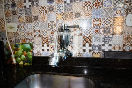 Casa de condomínio à venda com 140m², 3 quartos e 1 vaga Casa de condomínio à venda com 140m², 3 quartos e 1 vagaCozinha - Torneira