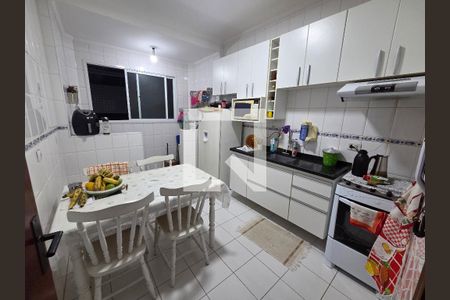 Cozinha de apartamento para alugar com 2 quartos, 96m² em Canto do Forte, Praia Grande