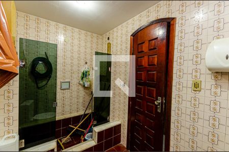 Banheiro de casa para alugar com 1 quarto, 60m² em Icaraí, Niterói