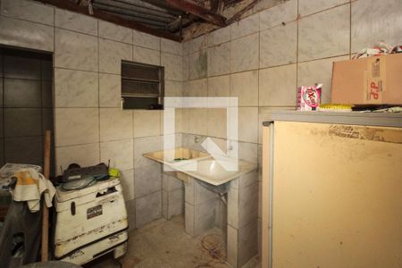 Casa à venda com 212m², 4 quartos e 5 vagasÁrea de Serviço