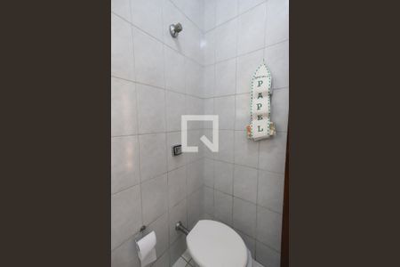 Casa à venda com 450m², 4 quartos e 2 vagasLavabo