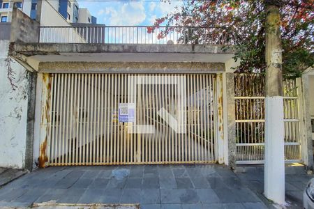 Casa à venda com 450m², 4 quartos e 2 vagasFachada