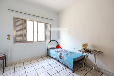 Casa à venda com 450m², 4 quartos e 2 vagasQuarto 2