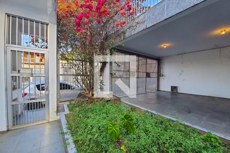 Casa à venda com 450m², 4 quartos e 2 vagasGaragem