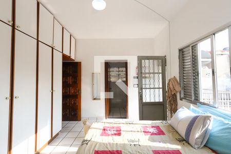 Casa à venda com 450m², 4 quartos e 2 vagasSuíte 2