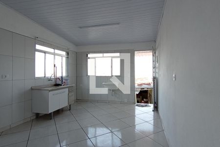 Casa à venda com 300m², 8 quartos e 1 vaga Casa à venda com 300m², 8 quartos e 1 vagaSala/Cozinha Casa 2