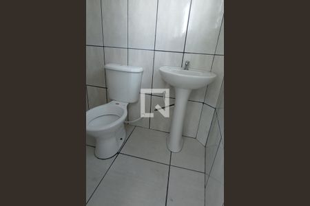 Casa à venda com 300m², 8 quartos e 1 vaga Casa à venda com 300m², 8 quartos e 1 vagaBanheiro Casa 2