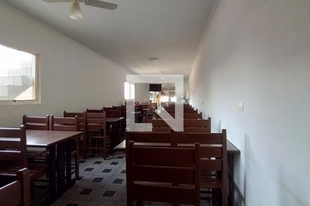 Casa à venda com 300m², 8 quartos e 1 vaga Casa à venda com 300m², 8 quartos e 1 vagaSalão Casa 3