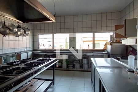 Casa à venda com 300m², 8 quartos e 1 vaga Casa à venda com 300m², 8 quartos e 1 vagaCozinha Casa 3