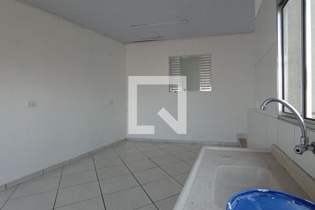 Casa à venda com 300m², 8 quartos e 1 vaga Casa à venda com 300m², 8 quartos e 1 vagaSala/Cozinha Casa 2