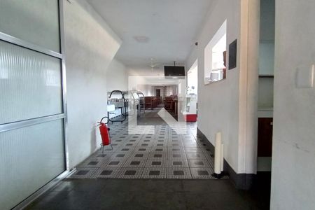 Casa à venda com 300m², 8 quartos e 1 vaga Casa à venda com 300m², 8 quartos e 1 vagaSalão Casa 3