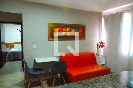 Sala de apartamento para alugar com 2 quartos, 45m² em Coqueiros, Florianópolis