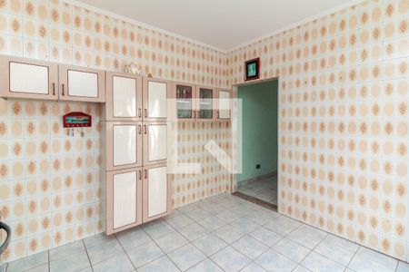 Casa à venda com 330m², 5 quartos e 7 vagasCozinha 2