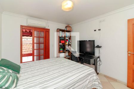 Casa à venda com 330m², 5 quartos e 7 vagasSuíte 3