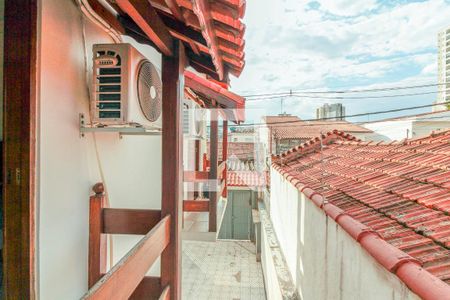 Casa à venda com 330m², 5 quartos e 7 vagasVaranda