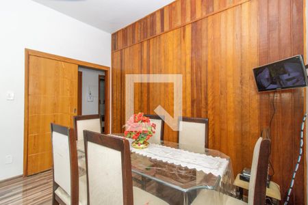 Sala de casa à venda com 3 quartos, 120m² em Jardim Guanabara, Rio de Janeiro