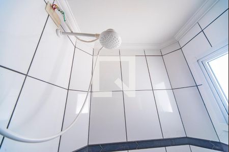 Apartamento à venda com 140m², 2 quartos e 2 vagas Apartamento à venda com 140m², 2 quartos e 2 vagasChuveiro