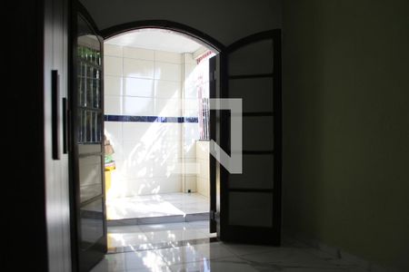 Quarto 1 de casa para alugar com 2 quartos, 53m² em Jardim São Sebastião, São Paulo