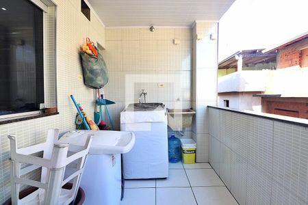 Casa à venda com 192m², 3 quartos e 1 vagaÁrea de Serviço