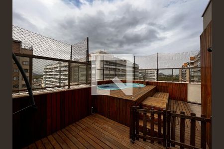 Apartamento para alugar com 240m², 2 quartos e 2 vagasPiscina