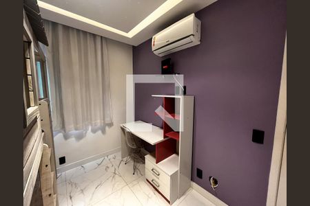 Quarto de apartamento à venda com 2 quartos, 240m² em Recreio dos Bandeirantes, Rio de Janeiro