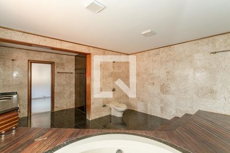 Casa para alugar com 1080m², 7 quartos e 8 vagas Casa para alugar com 1080m², 7 quartos e 8 vagasSuite