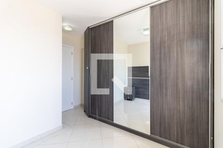 Apartamento à venda com 103m², 4 quartos e 2 vagas Apartamento à venda com 103m², 4 quartos e 2 vagasSuíte