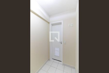 Apartamento à venda com 103m², 4 quartos e 2 vagas Apartamento à venda com 103m², 4 quartos e 2 vagasQuarto de Serviço