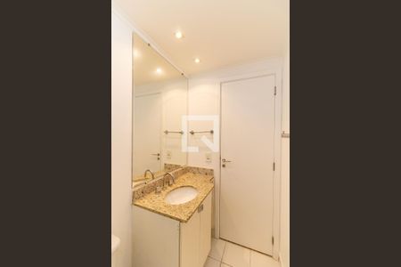 Apartamento à venda com 103m², 4 quartos e 2 vagas Apartamento à venda com 103m², 4 quartos e 2 vagasBanheiro Social